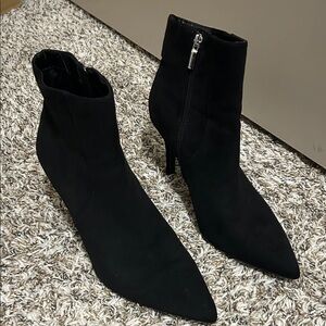 Elegant Black Ankle Boots